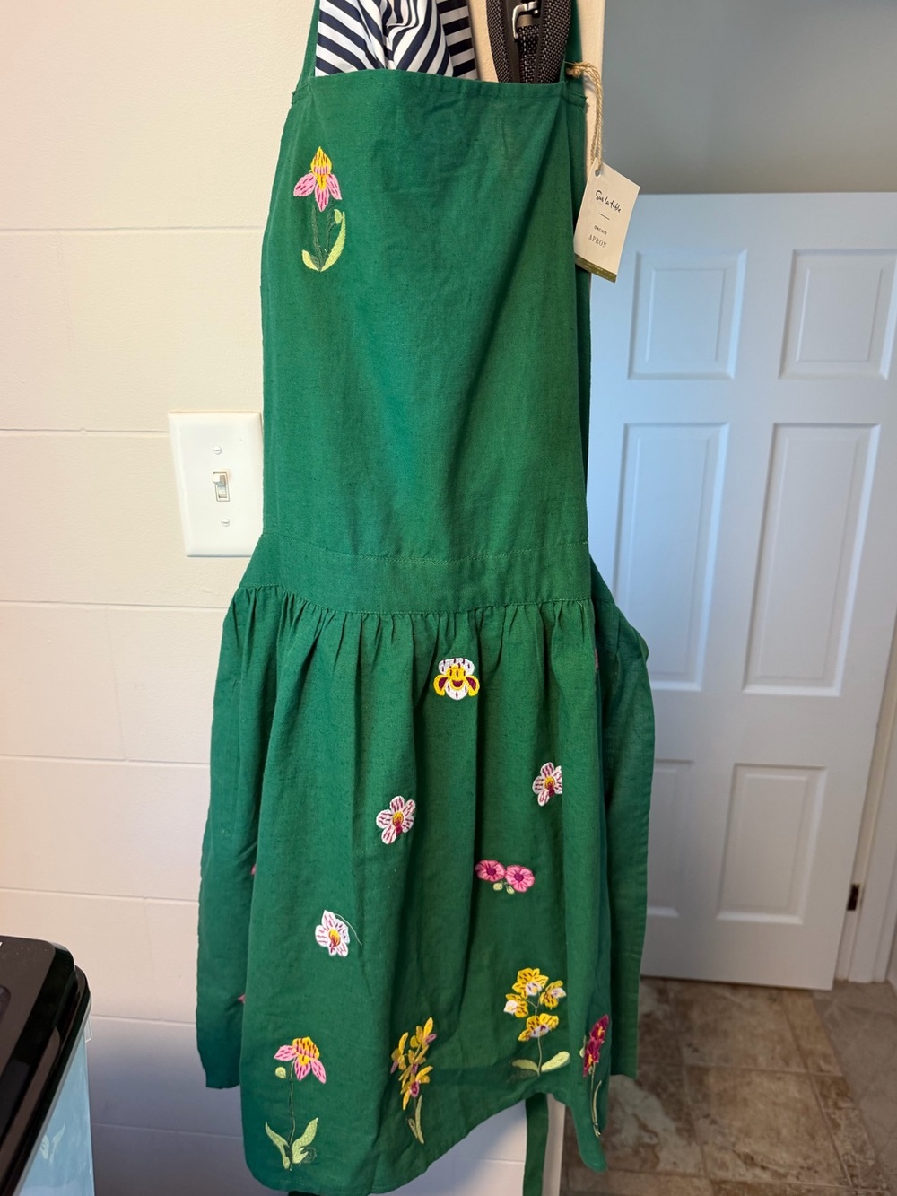 NWT Sur la Table Women Green Orchid Apron